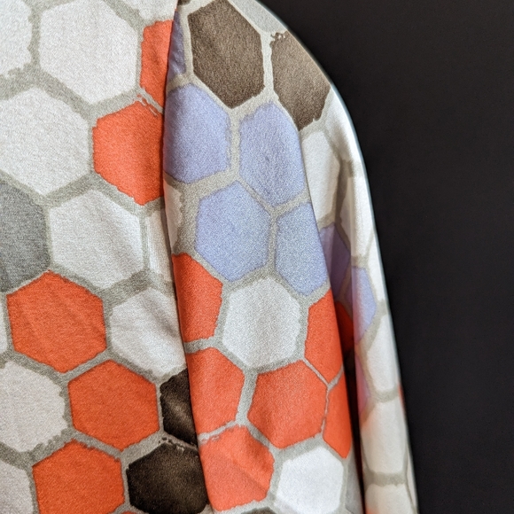 A Common Thread Orange Cream and Blue Patterned Silk Tunic Size Small - Picture 7 of 9